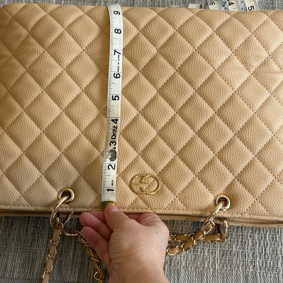 Elegant Beige Quilted Tote Bag Laptop bag - Picture 5 of 8